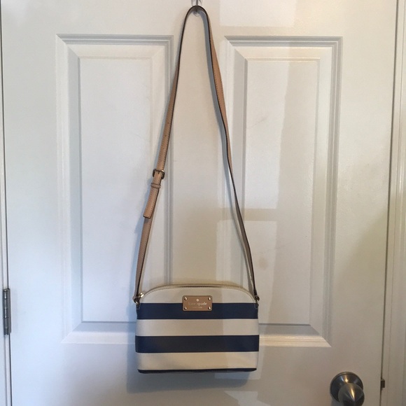 kate spade Handbags - Kate Spade purse